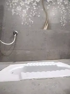 Snapshot of Hey-mahi chatting on February 14, 2026, 5:04 am Hey-mahi online show from February 14, 2026, 5:04 am