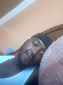 Snapshot of RearApiary chatting on January 7, 2026, 4:04 am RearApiary online show from January 7, 2026, 4:04 am