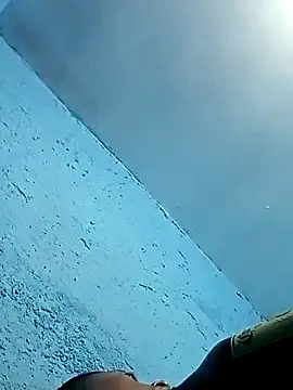 Snapshot of luuiss12 chatting on September 22, 2025, 10:28 am luuiss12 online show from September 22, 2025, 10:28 am