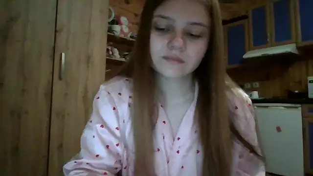 Little shygirl online show from October 22, 2025, 12:44 am