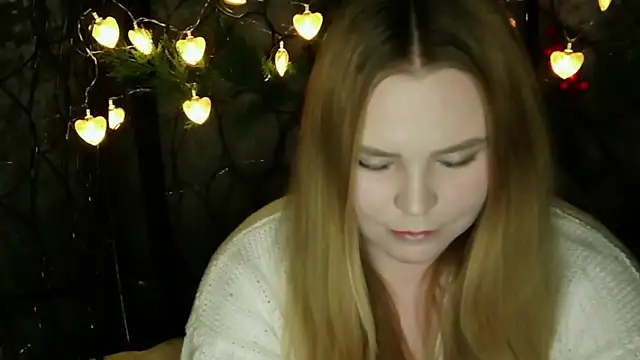 Snapshot of blushing_star chatting on February 13, 2026, 4:36 pm blushing star online show from February 13, 2026, 4:36 pm