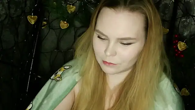 Snapshot of blushing_star chatting on February 24, 2026, 4:38 pm blushing star online show from February 24, 2026, 4:38 pm