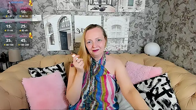 Snapshot of Karen_Villis chatting on November 16, 2025, 12:22 pm Karen Villis online show from November 16, 2025, 12:22 pm