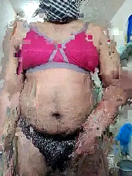Snapshot of Brown69_guy chatting on February 4, 2026, 6:52 am Brown69 guy online show from February 4, 2026, 6:52 am