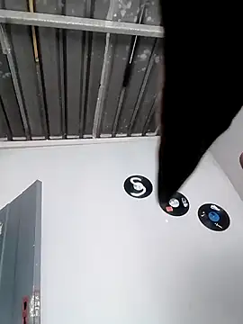 Snapshot of mydickbedarkandthick chatting on December 16, 2025, 5:12 am mydickbedarkandthick online show from December 16, 2025, 5:12 am