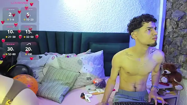 JennMuriel  online show from October 26, 2025, 1:06 pm