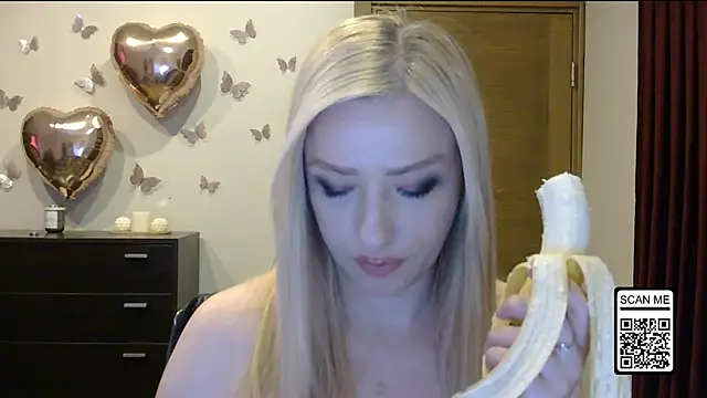 Snapshot of Wild_Silk_Desire chatting on June 16, 2026, 4:20 pm Wild Silk Desire online show from June 16, 2026, 4:20 pm