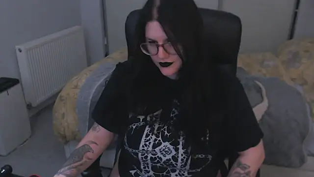 GothSuccubusBabe online show from July 26, 2026, 10:27 pm