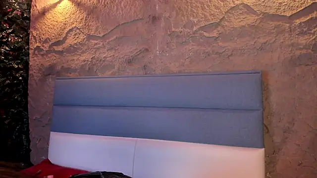 Victoriaa2 Doll online show from March 10, 2026, 12:21 pm