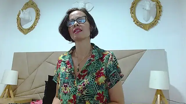 amanda ramirez online show from November 27, 2025, 8:11 pm