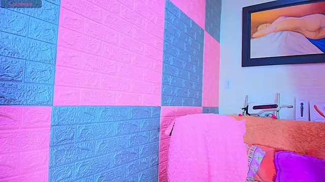  Alice Abby online show from September 17, 2025, 4:36 am