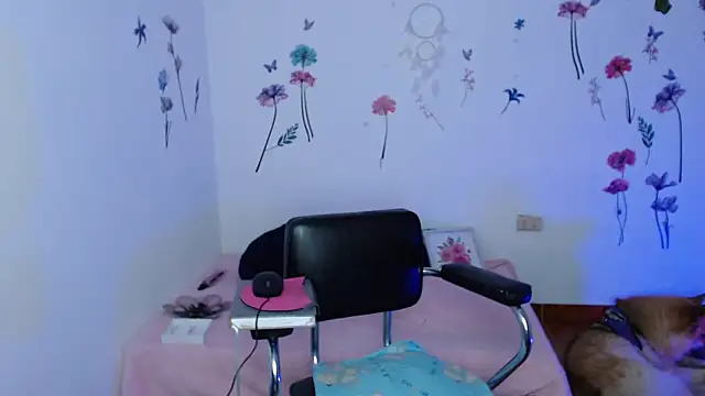 mariaana  222 online show from February 28, 2026, 2:56 am