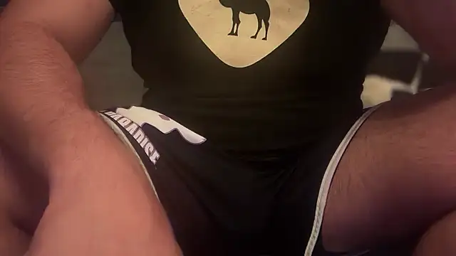 CloudyMuscleBeefy online show from September 13, 2025, 9:47 pm