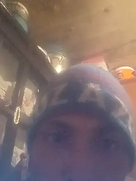 ConfidedAward online show from February 1, 2026, 3:27 am