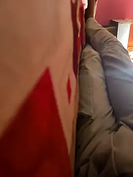 Snapshot of sex_yboy00 chatting on October 19, 2025, 7:20 am sex yboy00 online show from October 19, 2025, 7:20 am