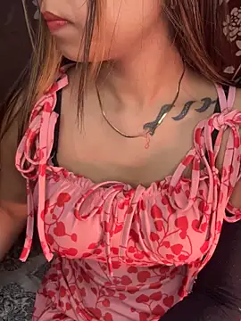 Snapshot of Scarlett_1819 chatting on February 12, 2026, 5:08 pm Scarlett 1819 online show from February 12, 2026, 5:08 pm