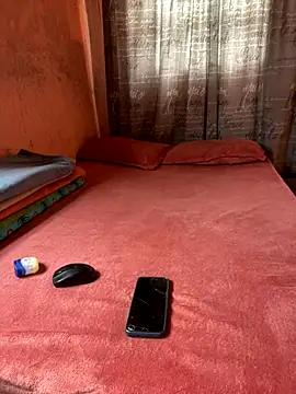 naughty thick online show from September 21, 2025, 2:29 pm