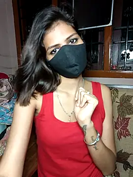 Isha Sax online show from September 24, 2025, 7:39 pm