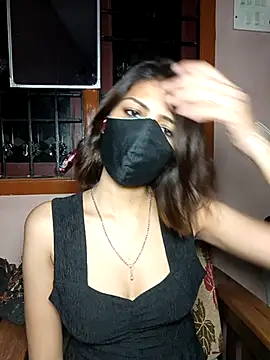 Isha Sax online show from October 21, 2025, 5:35 pm