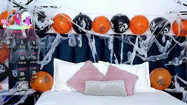 Snapshot of niia7 chatting on October 29, 2025, 7:37 pm niia7 online show from October 29, 2025, 7:37 pm