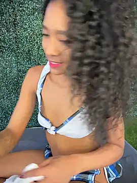 SweetCheeksXXX online show from June 18, 2026, 9:30 pm