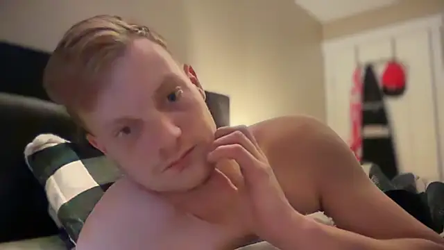 Snapshot of lustylyndon chatting on November 21, 2025, 3:11 pm lustylyndon online show from November 21, 2025, 3:11 pm