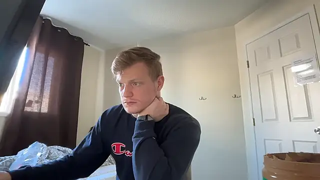 lustylyndon online show from March 26, 2026, 6:02 pm