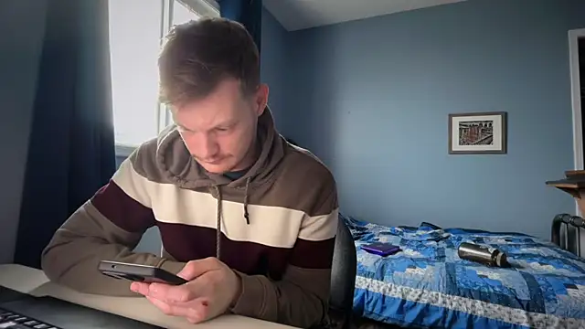 lustylyndon online show from April 16, 2026, 2:07 pm