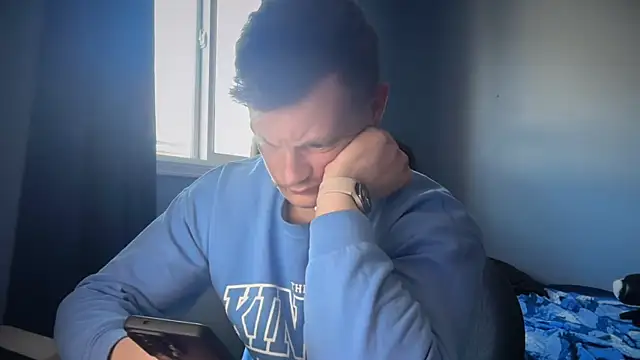 lustylyndon online show from April 28, 2026, 11:32 pm