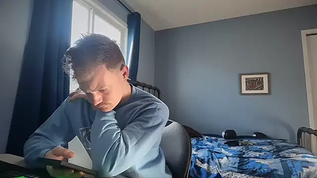 lustylyndon online show from April 29, 2026, 2:54 pm