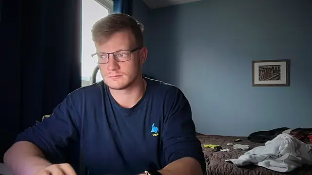 lustylyndon online show from June 1, 2026, 4:31 pm