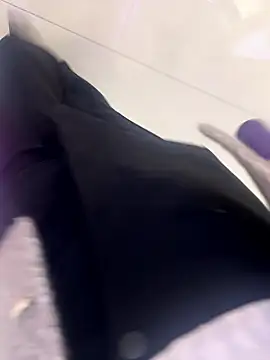 xiaoyuan01 online show from March 11, 2026, 1:33 am