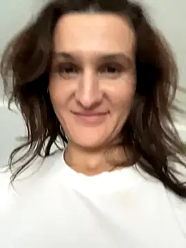 NikaSwan2831 online show from November 5, 2025, 12:38 pm