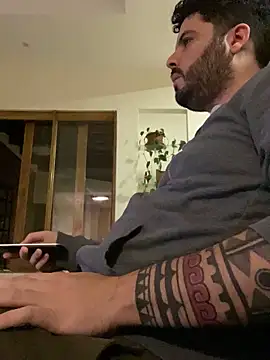 uto857 online show from November 14, 2025, 12:31 am