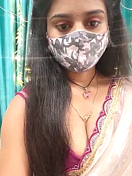 Snapshot of Aanya_hotty chatting on October 13, 2025, 5:35 pm Aanya hotty online show from October 13, 2025, 5:35 pm