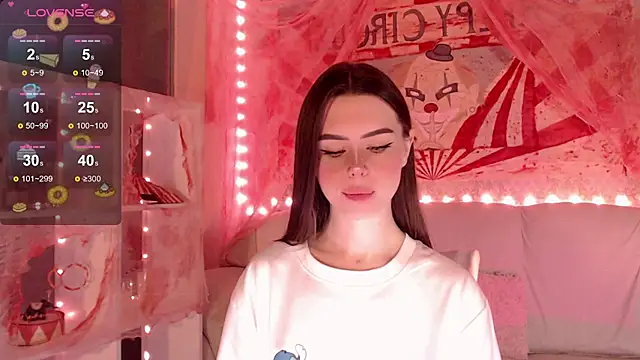 Snapshot of HolyMiax chatting on October 26, 2025, 3:45 am HolyMiax online show from October 26, 2025, 3:45 am