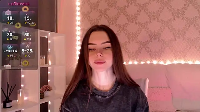 Snapshot of HolyMiax chatting on November 8, 2025, 3:29 am HolyMiax online show from November 8, 2025, 3:29 am