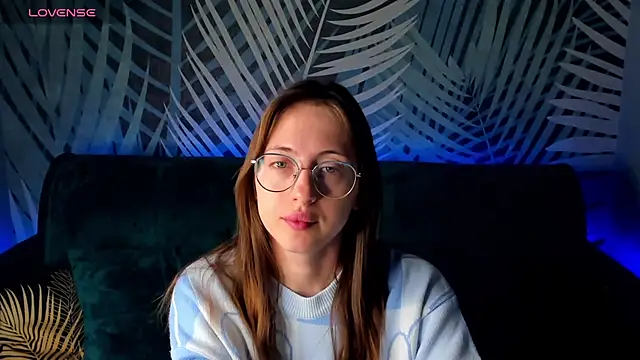 ChristyCrayme online show from November 12, 2025, 11:58 pm