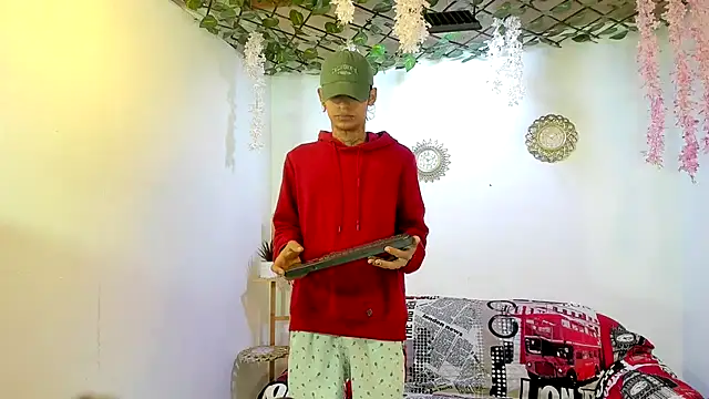 Bastian boyshot77 online show from February 21, 2026, 1:23 pm