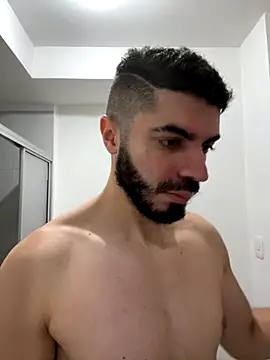 AxelThompson  online show from October 21, 2025, 10:27 am