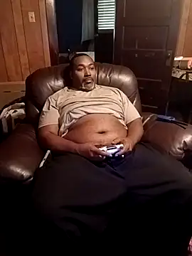 Snapshot of Mrbull67 chatting on September 22, 2025, 7:05 pm Mrbull67 online show from September 22, 2025, 7:05 pm