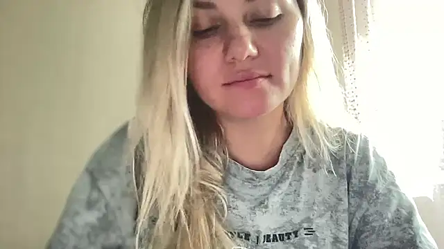 MonicaSweett online show from October 11, 2025, 10:36 am