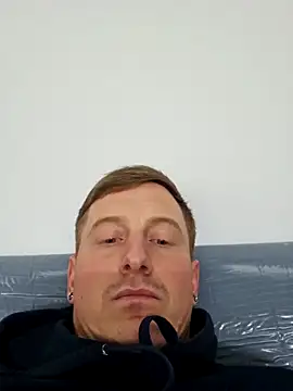 Snapshot of NormalHardDick chatting on December 17, 2025, 8:20 am NormalHardDick online show from December 17, 2025, 8:20 am