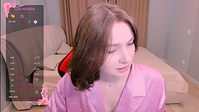 Nika Whiter online show from September 13, 2025, 1:11 pm