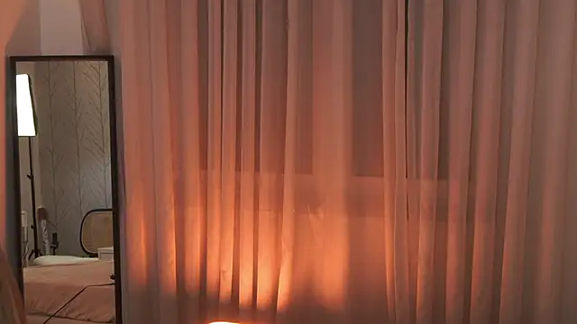 LiaGotti online show from October 25, 2025, 7:19 pm