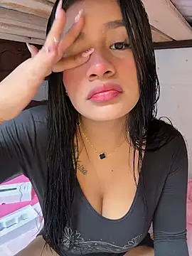 indialatin online show from February 25, 2026, 3:32 pm