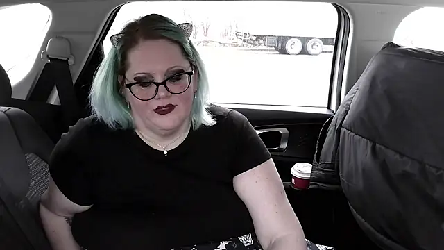 Kinky Witch online show from January 14, 2026, 4:45 pm