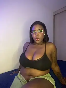 Alexia 24 online show from May 25, 2026, 1:11 am