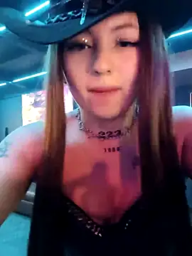 madelen b online show from December 2, 2025, 2:06 am