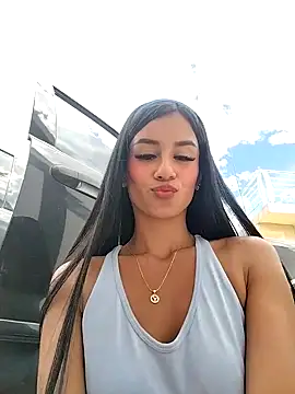 Juliana Xander online show from September 15, 2025, 3:23 pm